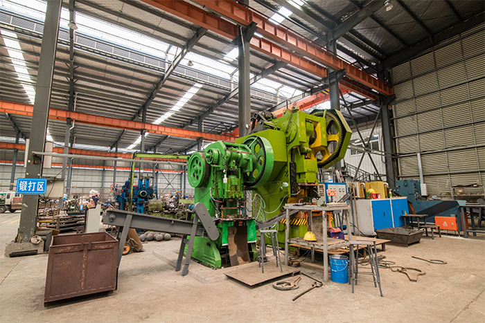 凌源网架配件-锥头加工车间